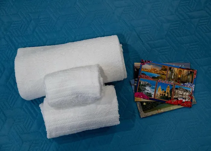 Casa Sul Corso * צ'פאלו